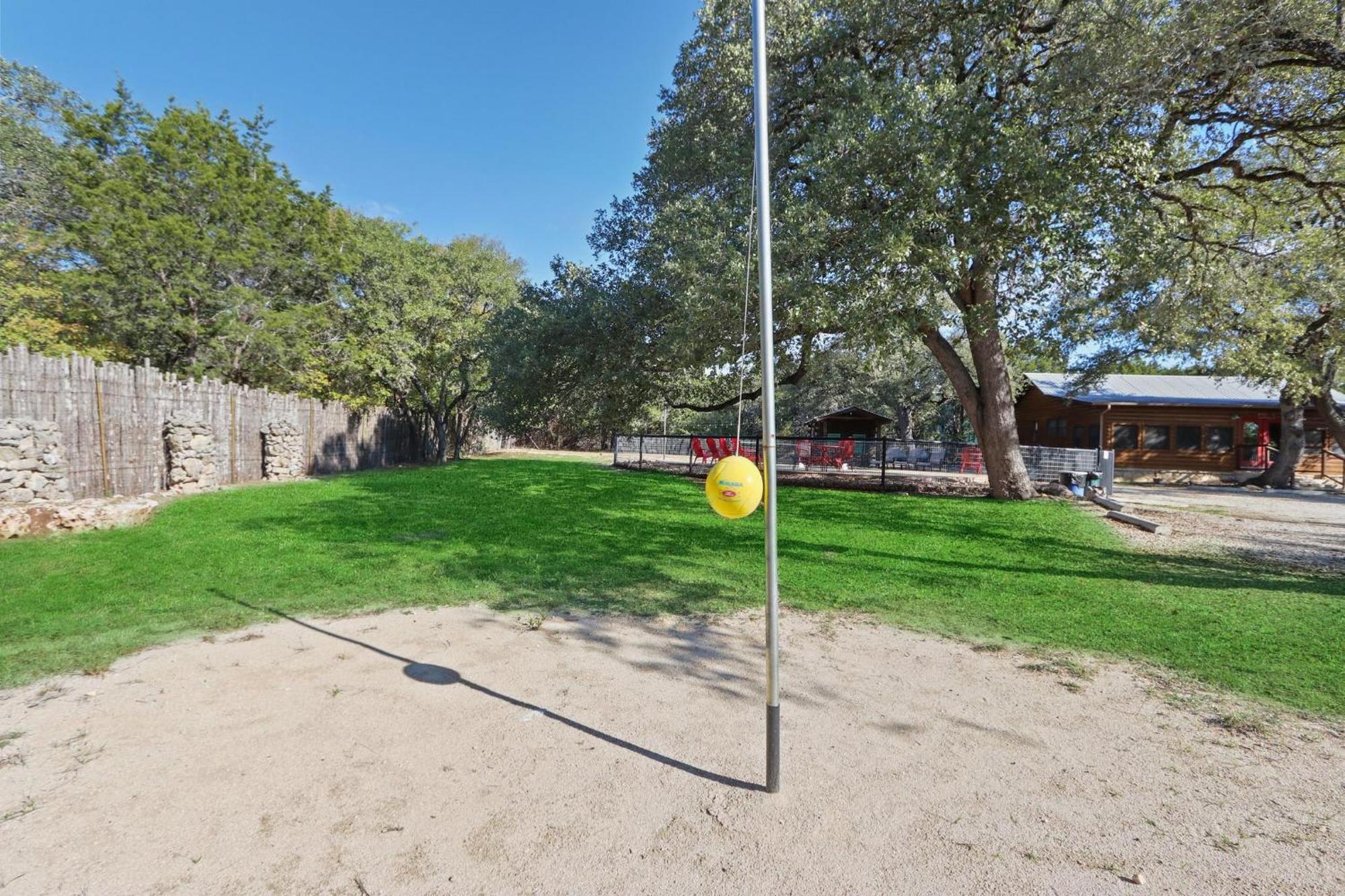 Wimberley Log Cabins Resort And Suites- Unit 4 エクステリア 写真